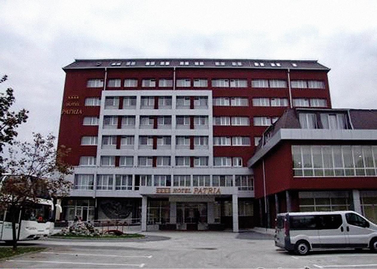 Hotel Patria Subotica Exteriör bild